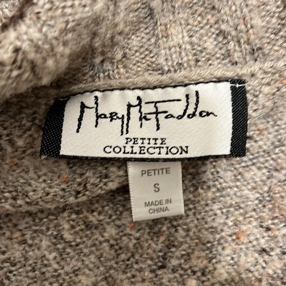 Mary McFadden Cardigan Sweater - Picture 8 of 13